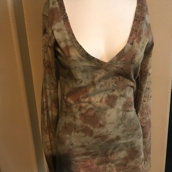 Designer 100% organic cotton various T-shirts - Picture 3 of 4